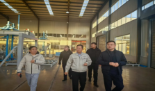 牡丹江市西安区委书记王雅罡一行赴廊坊大地木业考察交流