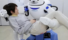 日本研发AI机器人照护老人 ai机器人什么时候可以胜任养老行业的工作