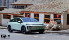 哈刖Robotaxi进展曝光：自研首车基于东风启辰打造