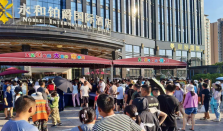 五星级酒店摆地摊是掉价还是清醒 众多高端酒店开始在门口摆摊