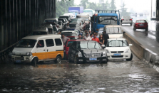 北京朝阳降雨量下至全国第一 目前北京全市累计转移80332人